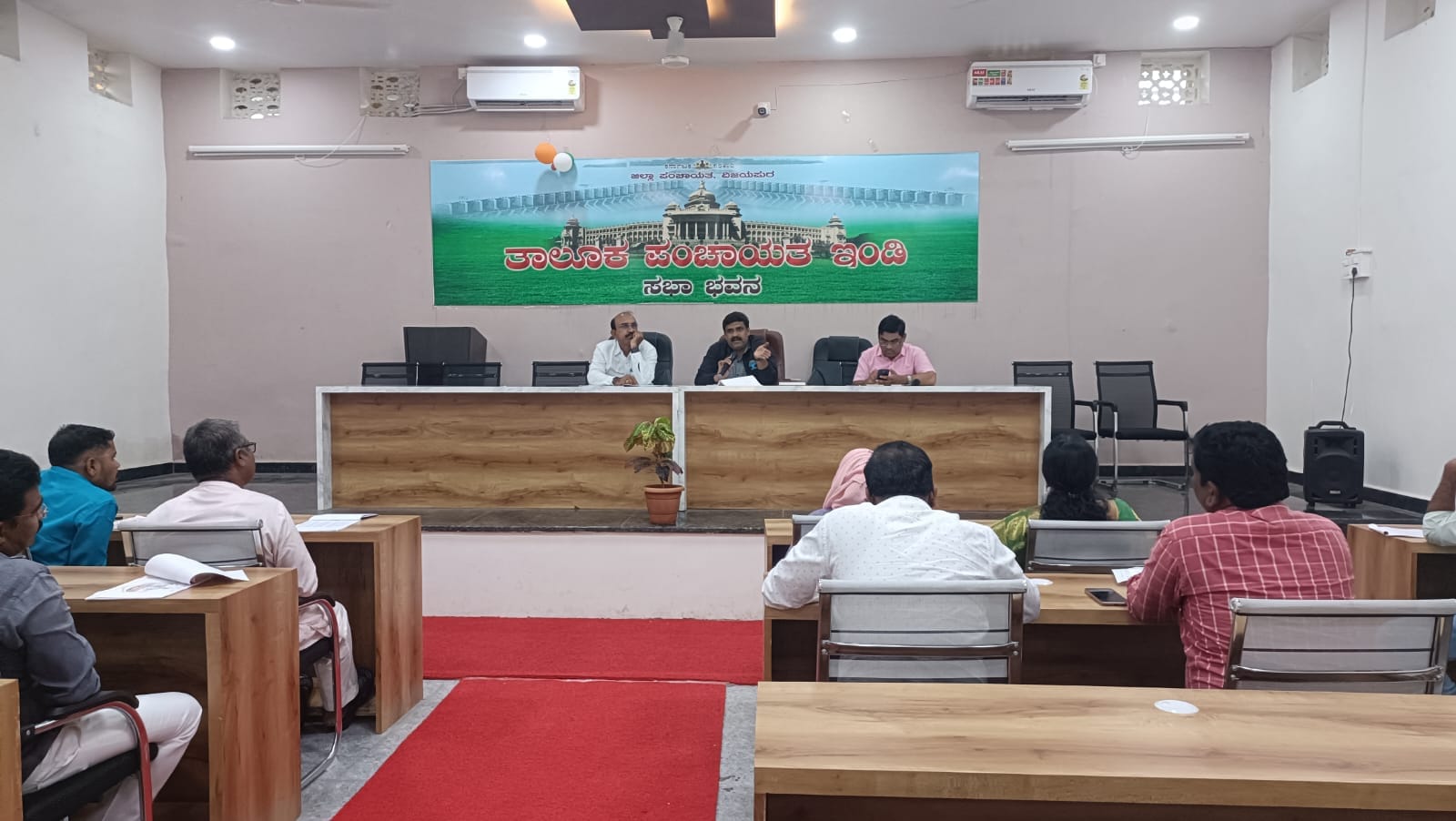  ಶ್ರೀ ಪ್ರಶಾಂತ ಕಾಳೆ ಅವರ ಅಧ್ಯಕ್ಷತೆಯಲ್ಲಿ ಪ್ರಗತಿ ಪರಿಶೀಲನಾ ಸಭೆ ಜರುಗಿಸಲಾಯಿತು